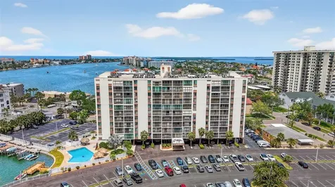 255 Dolphin Point Clearwater FL 33767