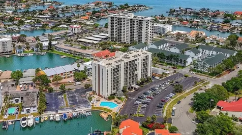 255 Dolphin Point Clearwater FL 33767
