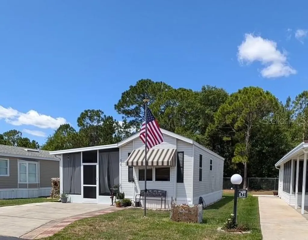 475 Pine Loop Frostproof FL 33843