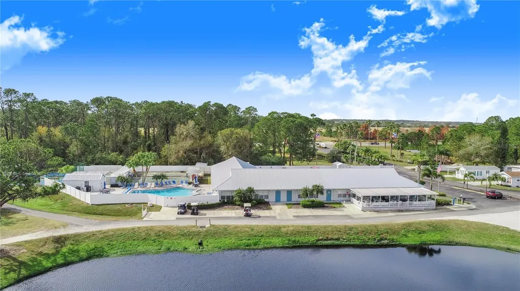 475 Pine Loop Frostproof FL 33843