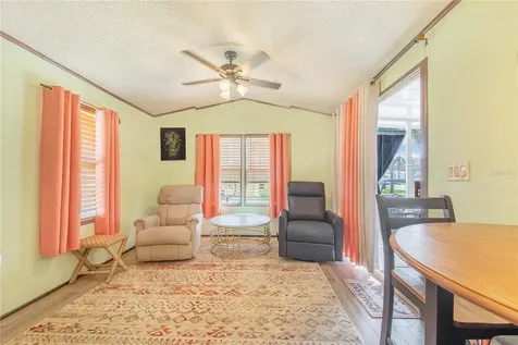 475 Pine Loop Frostproof FL 33843