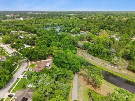 431 N Meander Drive Altamonte Springs FL 32714