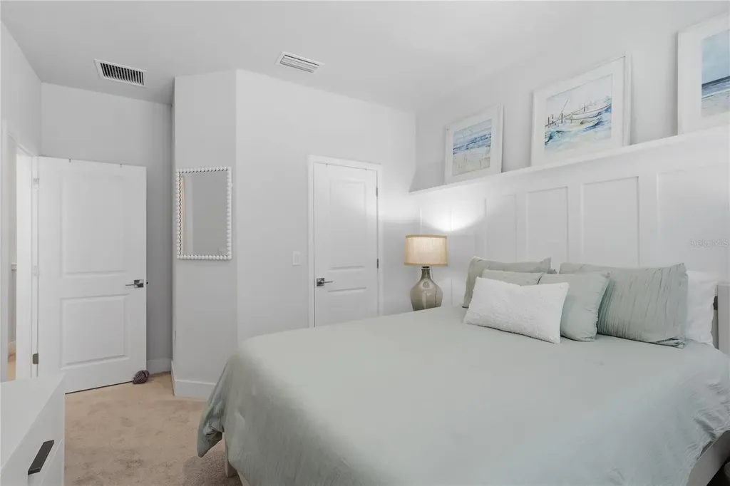 7221 Sutton Lane Sarasota FL 34240