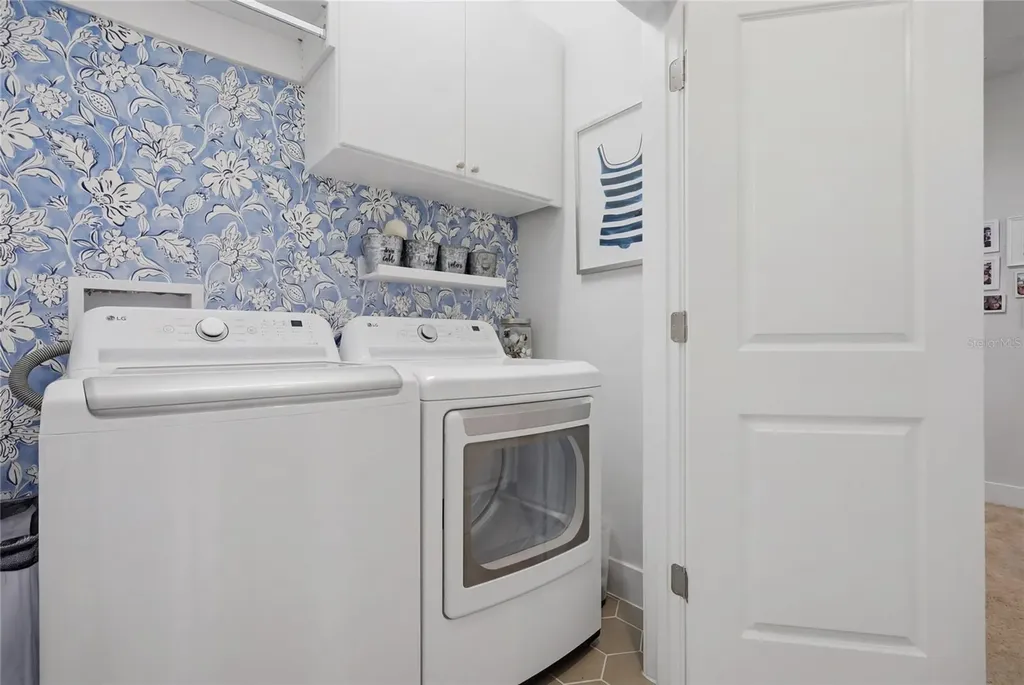 7221 Sutton Lane Sarasota FL 34240