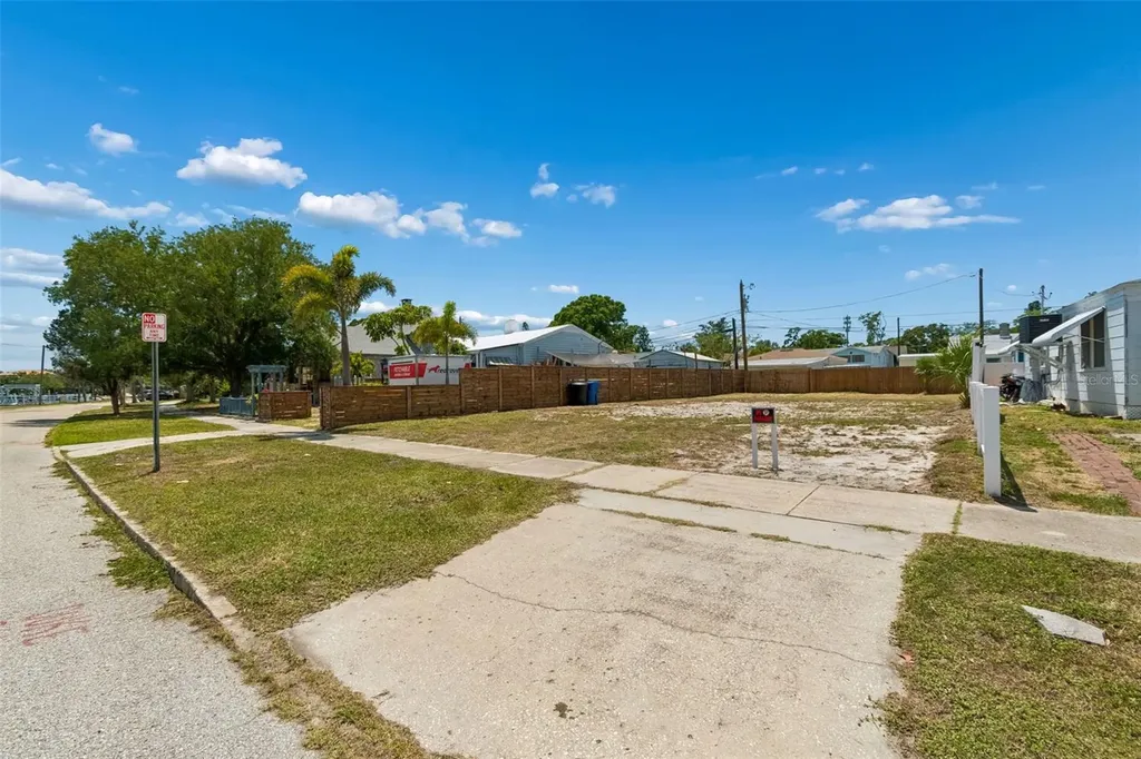 4005 Sunrise Drive S St Petersburg FL 33705