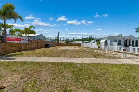 4005 Sunrise Drive S St Petersburg FL 33705