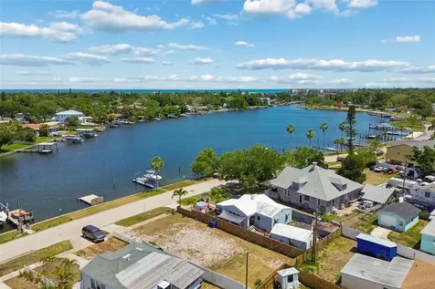 4005 Sunrise Drive S St Petersburg FL 33705