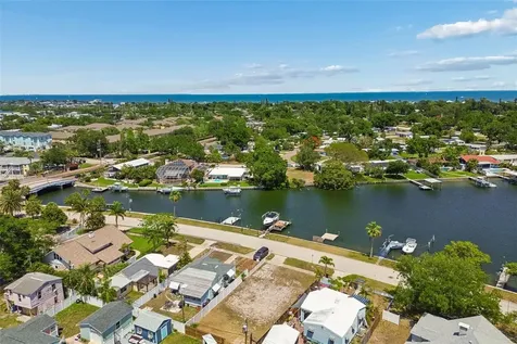4005 Sunrise Drive S St Petersburg FL 33705