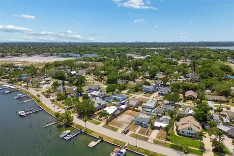4005 Sunrise Drive S St Petersburg FL 33705