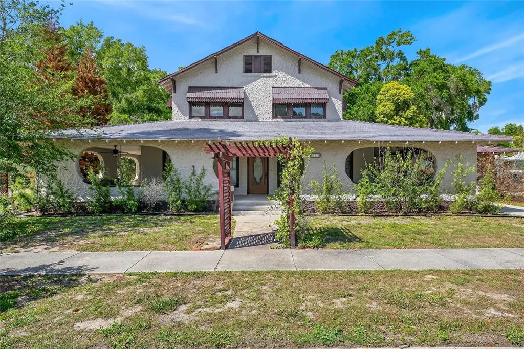 211 Cassady Street Umatilla FL 32784