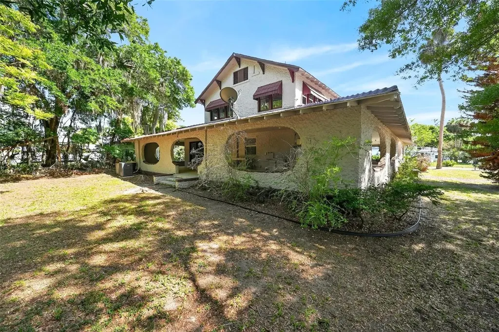 211 Cassady Street Umatilla FL 32784