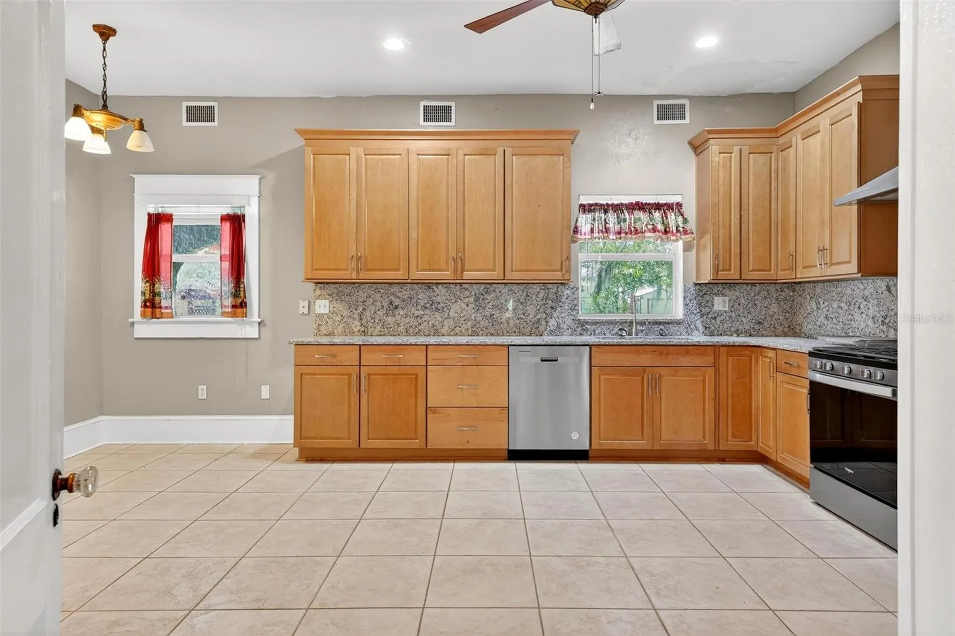 211 Cassady Street Umatilla FL 32784