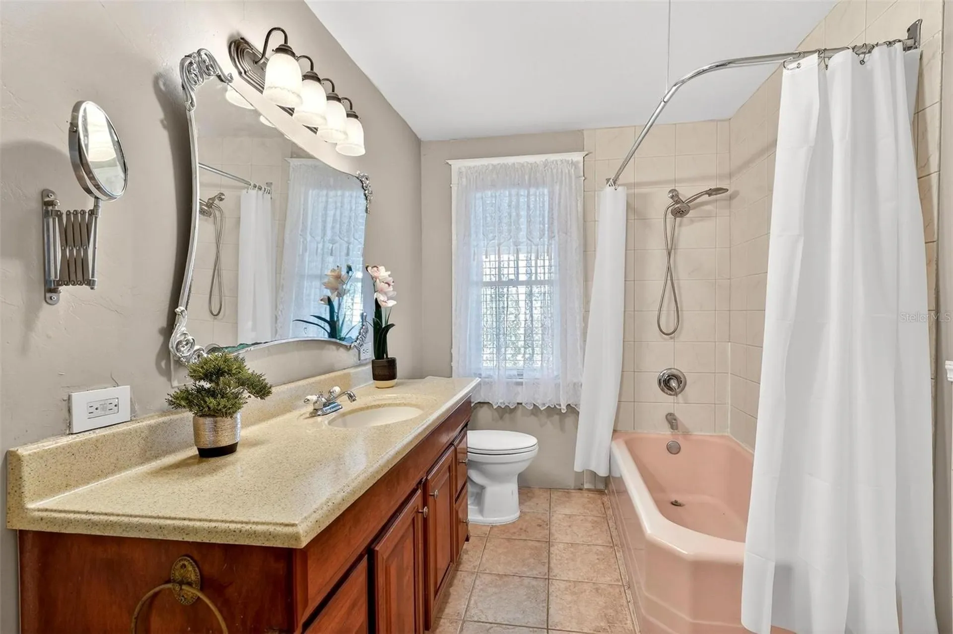 211 Cassady Street Umatilla FL 32784
