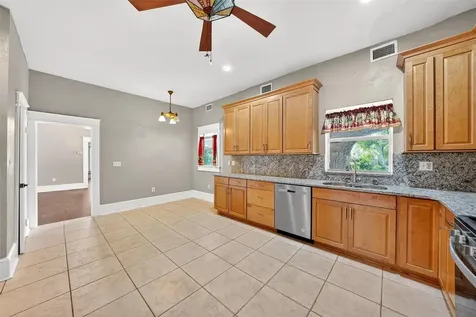 211 Cassady Street Umatilla FL 32784