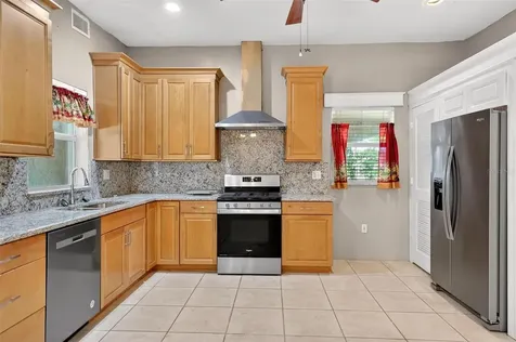 211 Cassady Street Umatilla FL 32784