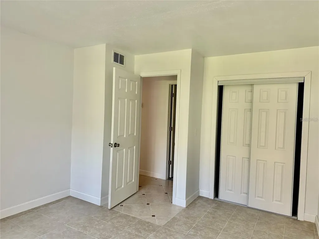 2625 State Road 590 Clearwater FL 33759