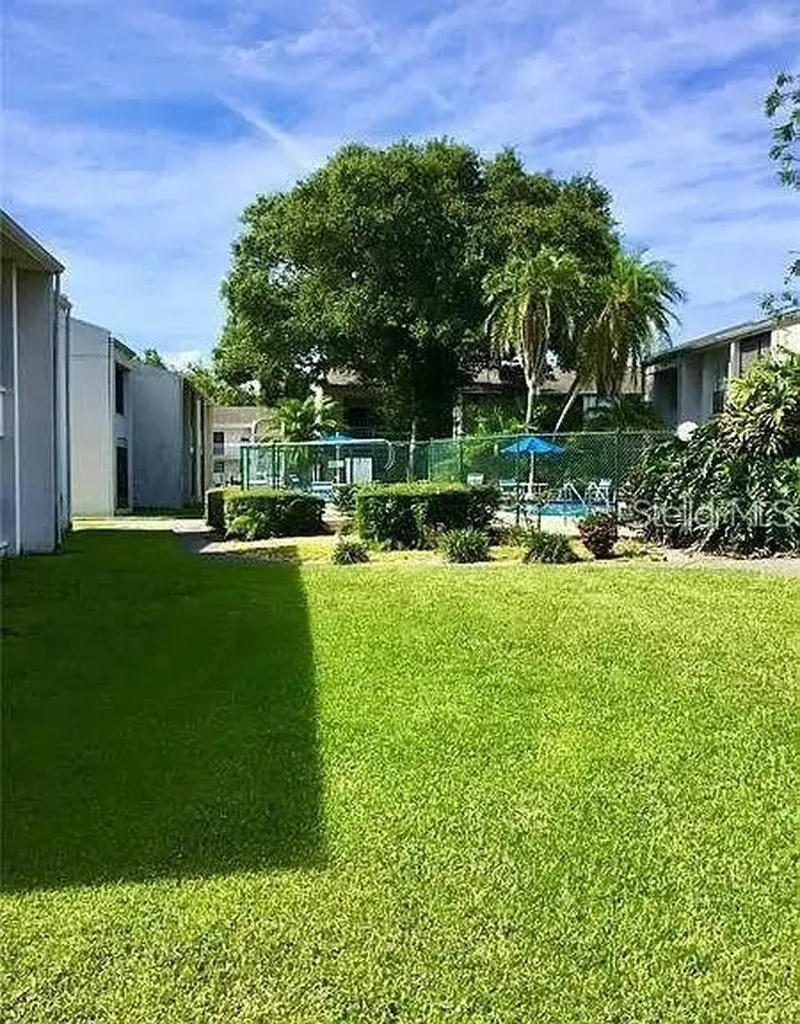 2625 State Road 590 Clearwater FL 33759