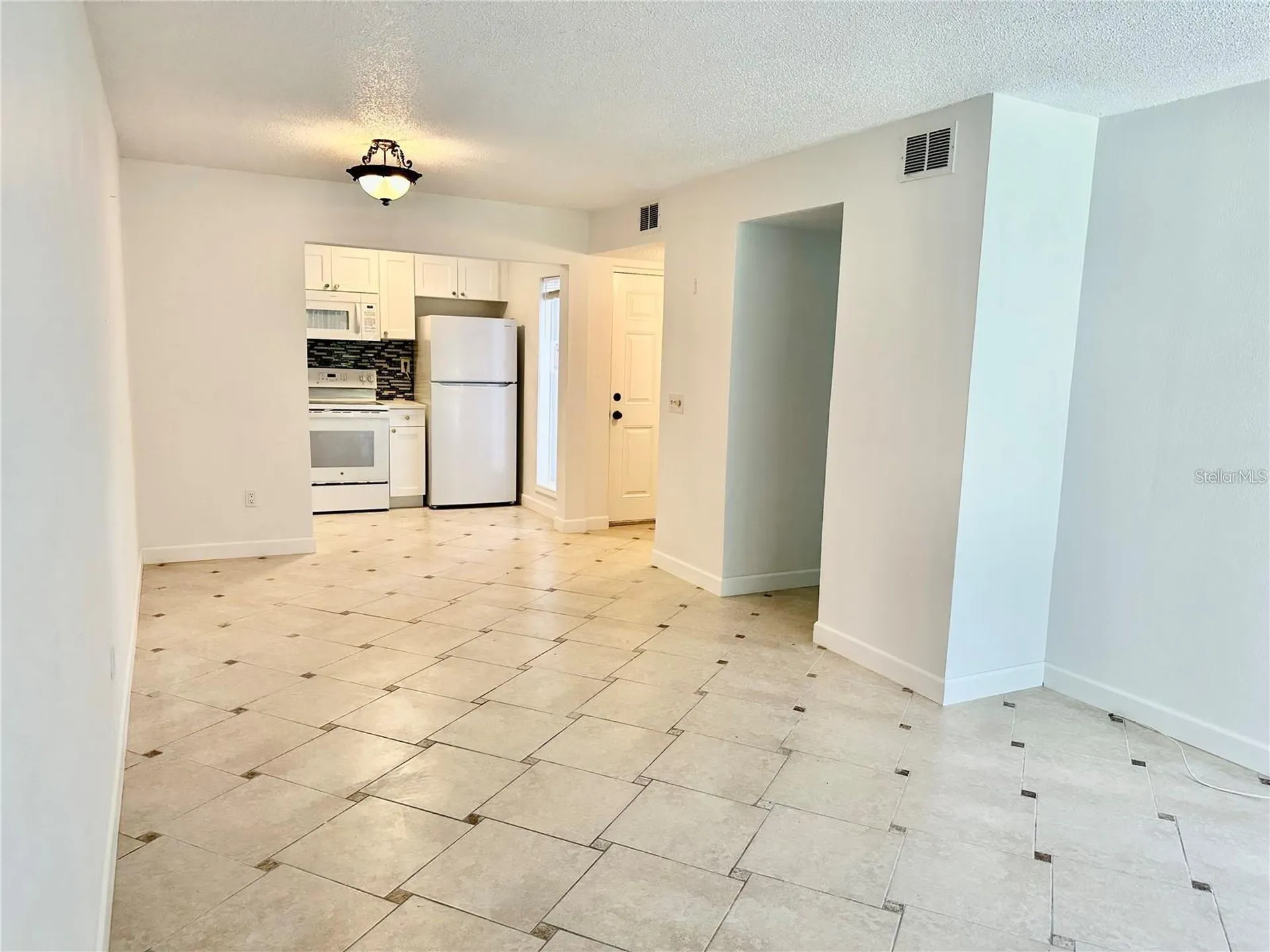 2625 State Road 590 Clearwater FL 33759