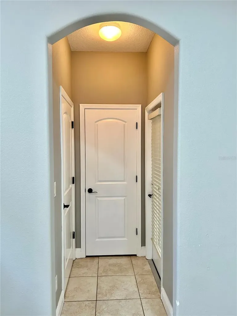 2907 Winglewood Circle Lutz FL 33558
