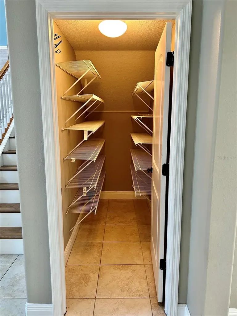 2907 Winglewood Circle Lutz FL 33558