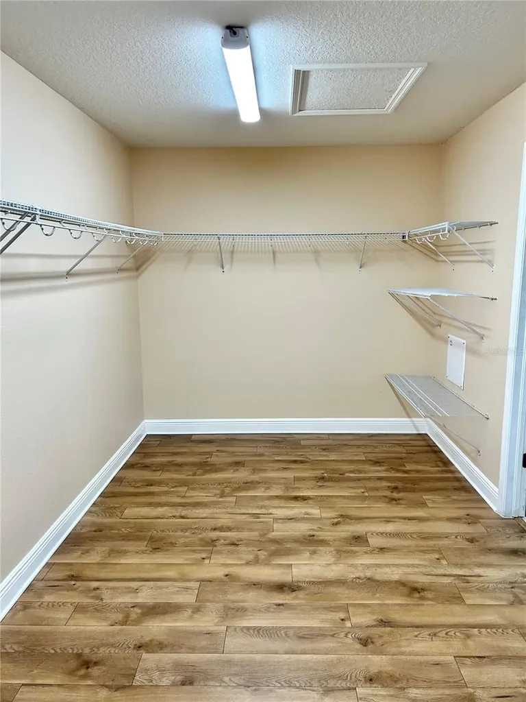 2907 Winglewood Circle Lutz FL 33558