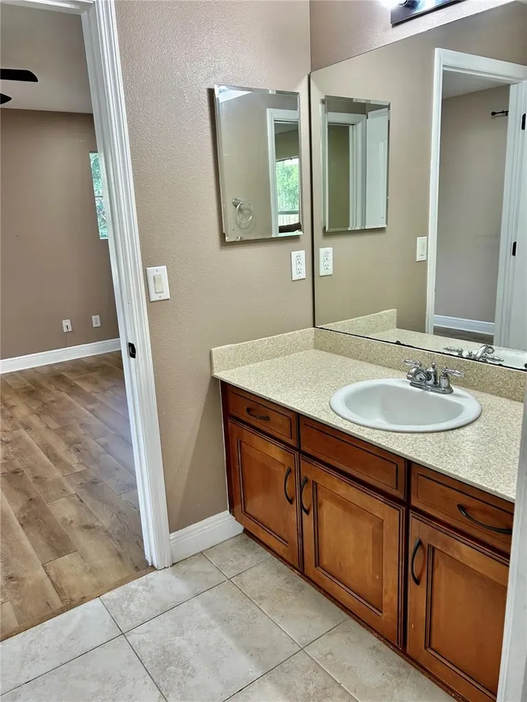 2907 Winglewood Circle Lutz FL 33558