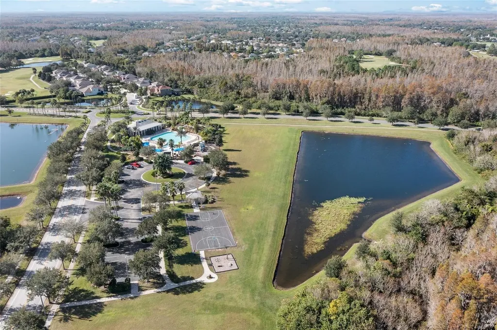 2907 Winglewood Circle Lutz FL 33558