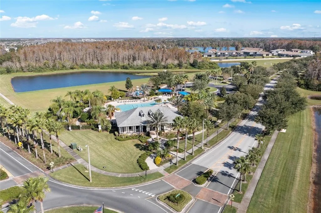2907 Winglewood Circle Lutz FL 33558