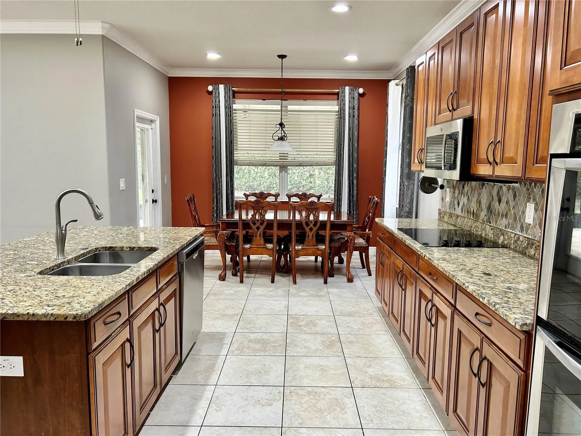 2907 Winglewood Circle Lutz FL 33558