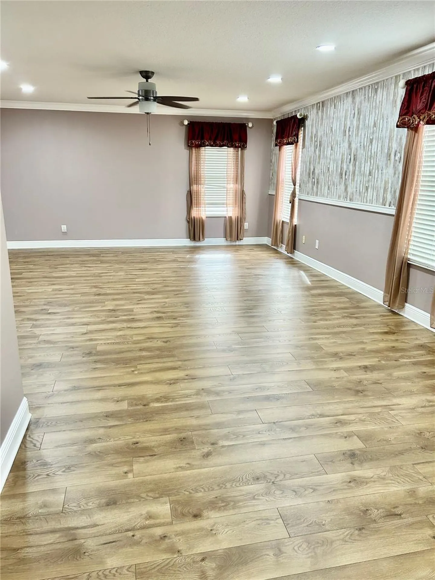 2907 Winglewood Circle Lutz FL 33558
