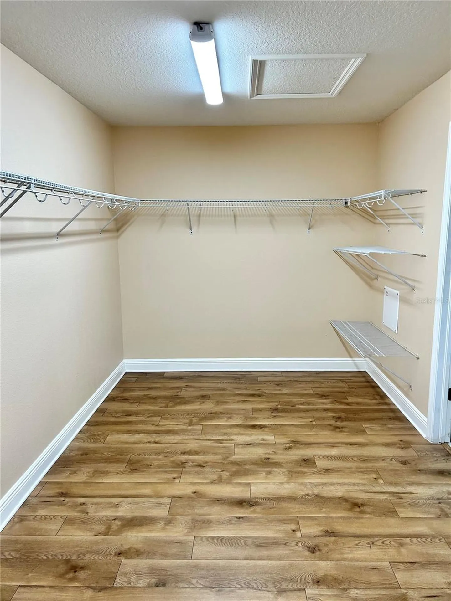 2907 Winglewood Circle Lutz FL 33558