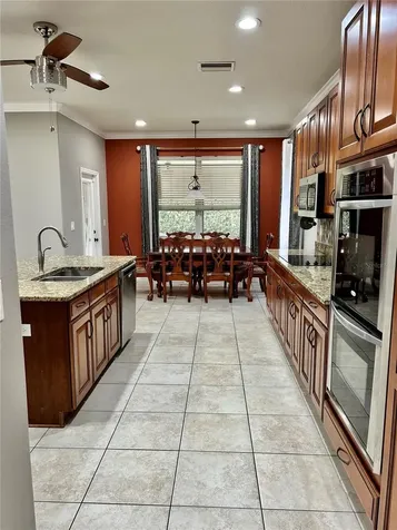 2907 Winglewood Circle Lutz FL 33558