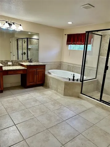 2907 Winglewood Circle Lutz FL 33558