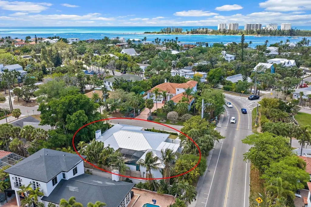 3515 La Paloma Avenue Sarasota FL 34242
