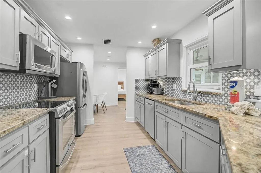 3515 La Paloma Avenue Sarasota FL 34242