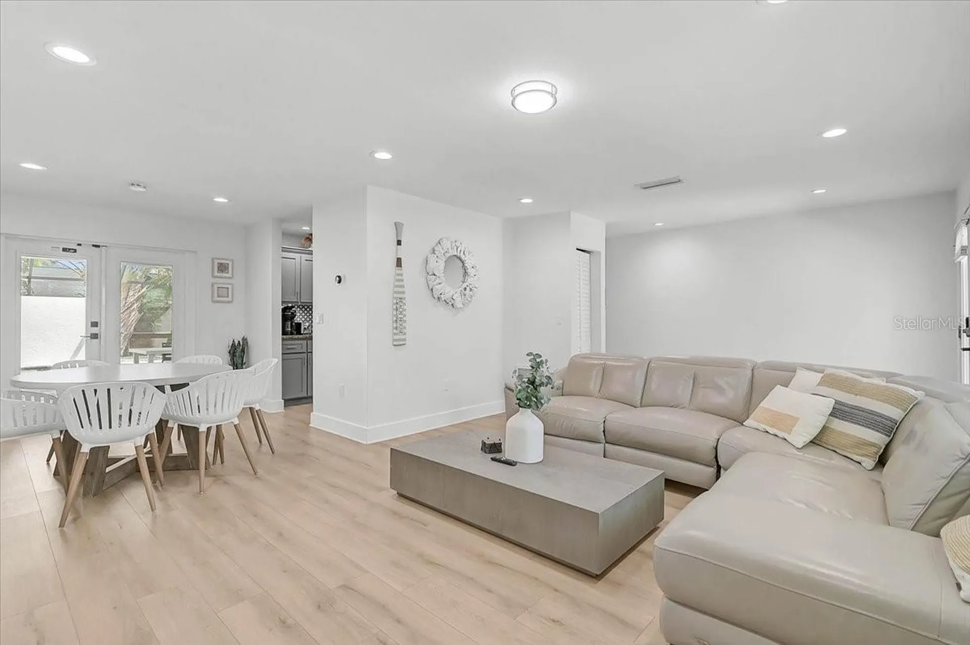 3515 La Paloma Avenue Sarasota FL 34242