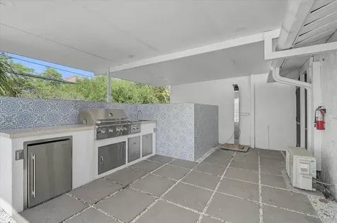 3515 La Paloma Avenue Sarasota FL 34242