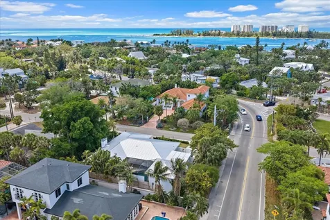 3515 La Paloma Avenue Sarasota FL 34242
