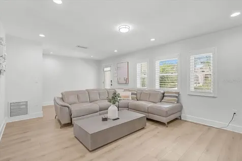 3515 La Paloma Avenue Sarasota FL 34242