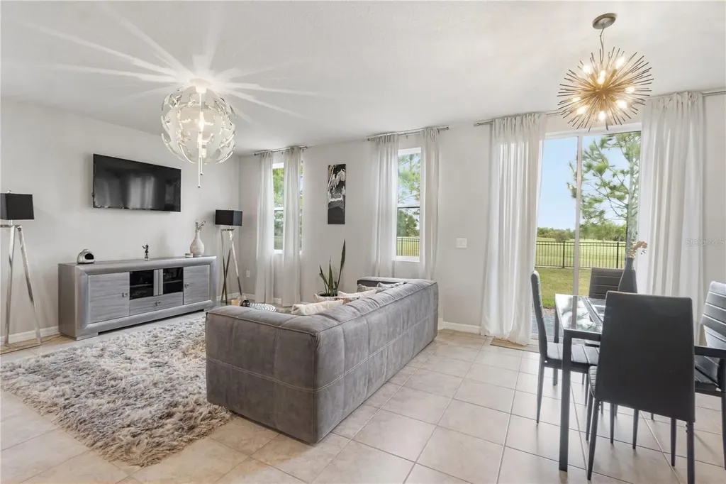 951 Robin Holly Street Ocoee FL 34761