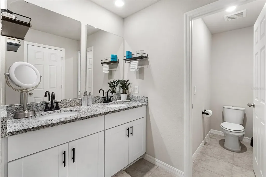 951 Robin Holly Street Ocoee FL 34761