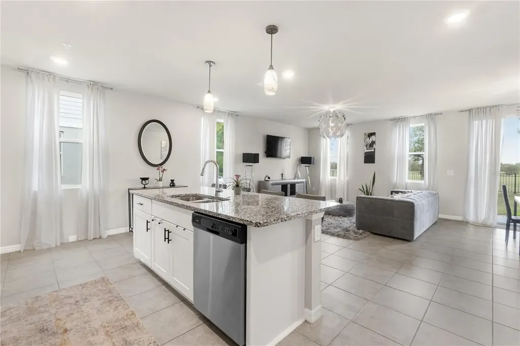 951 Robin Holly Street Ocoee FL 34761