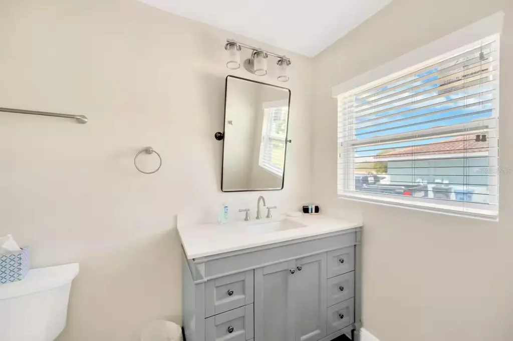 721 Eagle Lane Apollo Beach FL 33572