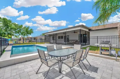 721 Eagle Lane Apollo Beach FL 33572