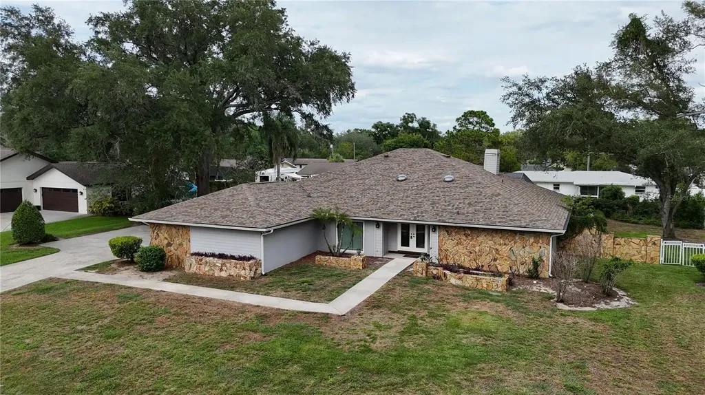 1009 Morfield Lane Brandon FL 33511
