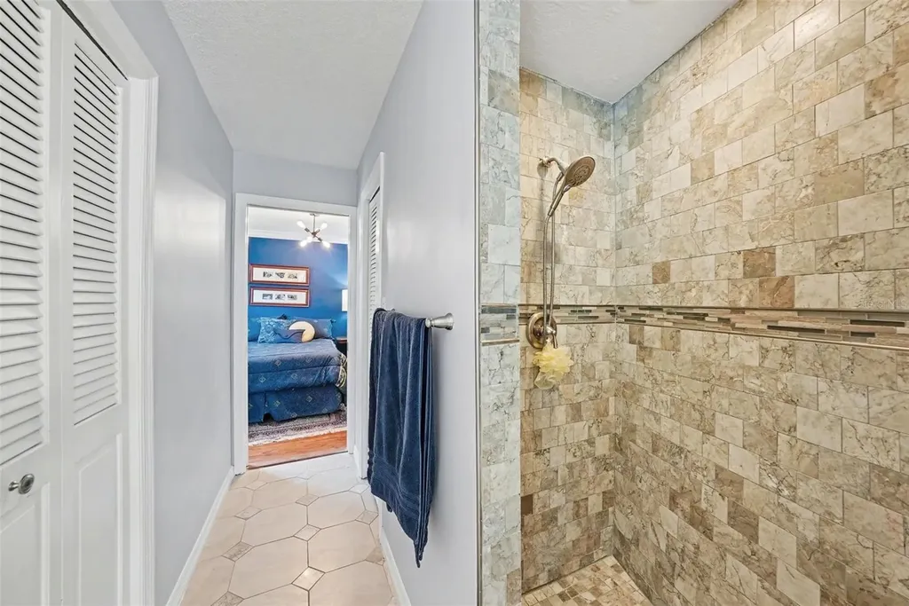 1009 Morfield Lane Brandon FL 33511