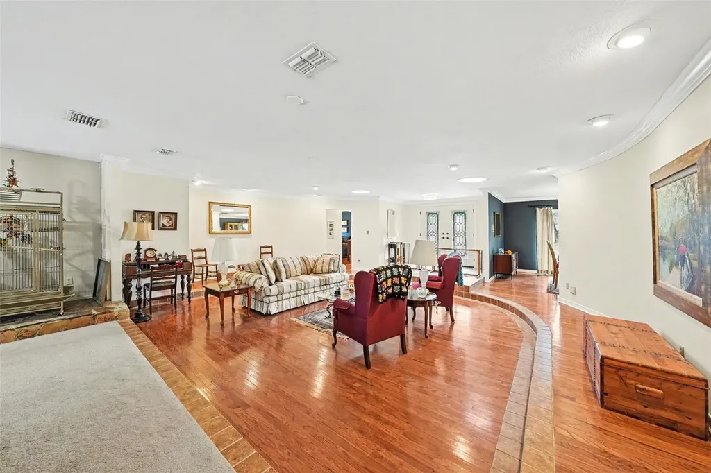 1009 Morfield Lane Brandon FL 33511