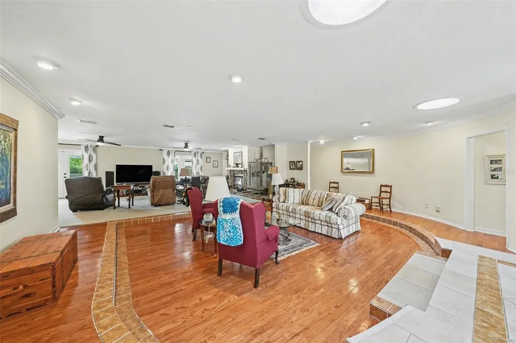 1009 Morfield Lane Brandon FL 33511