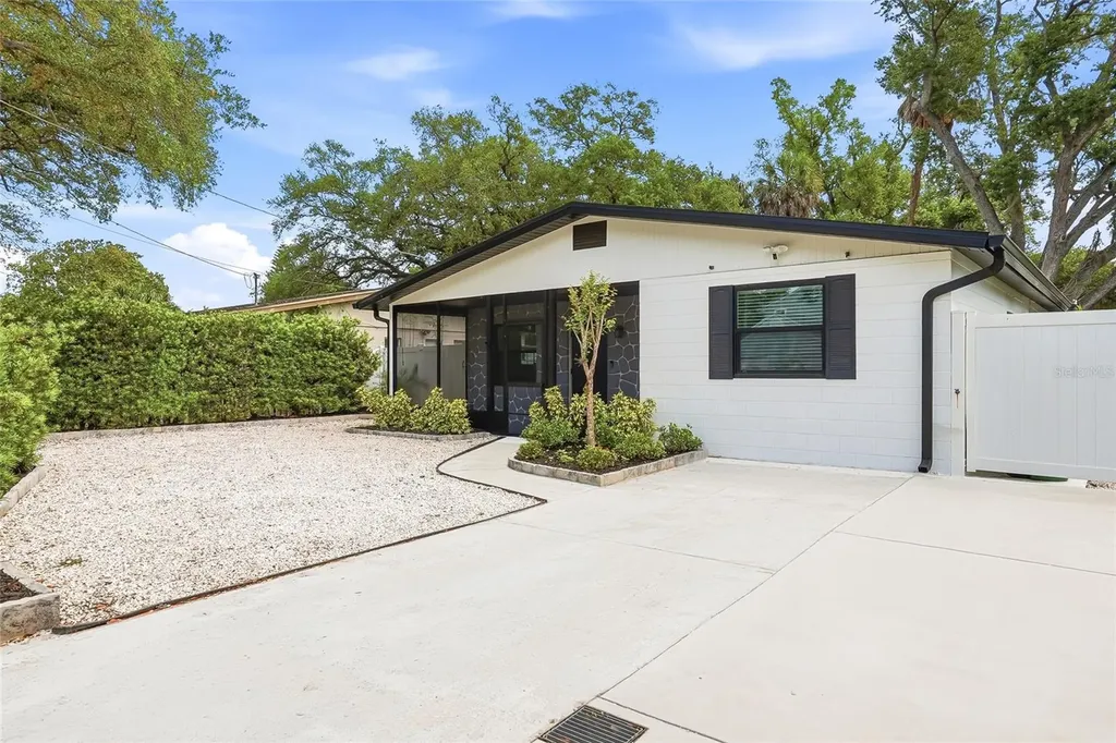 6828 S Wall Street Tampa FL 33616
