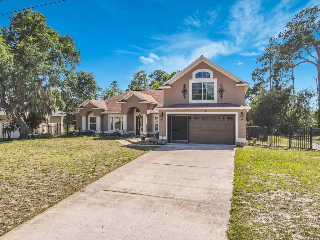 290 Shadydale Court Deltona FL 32738